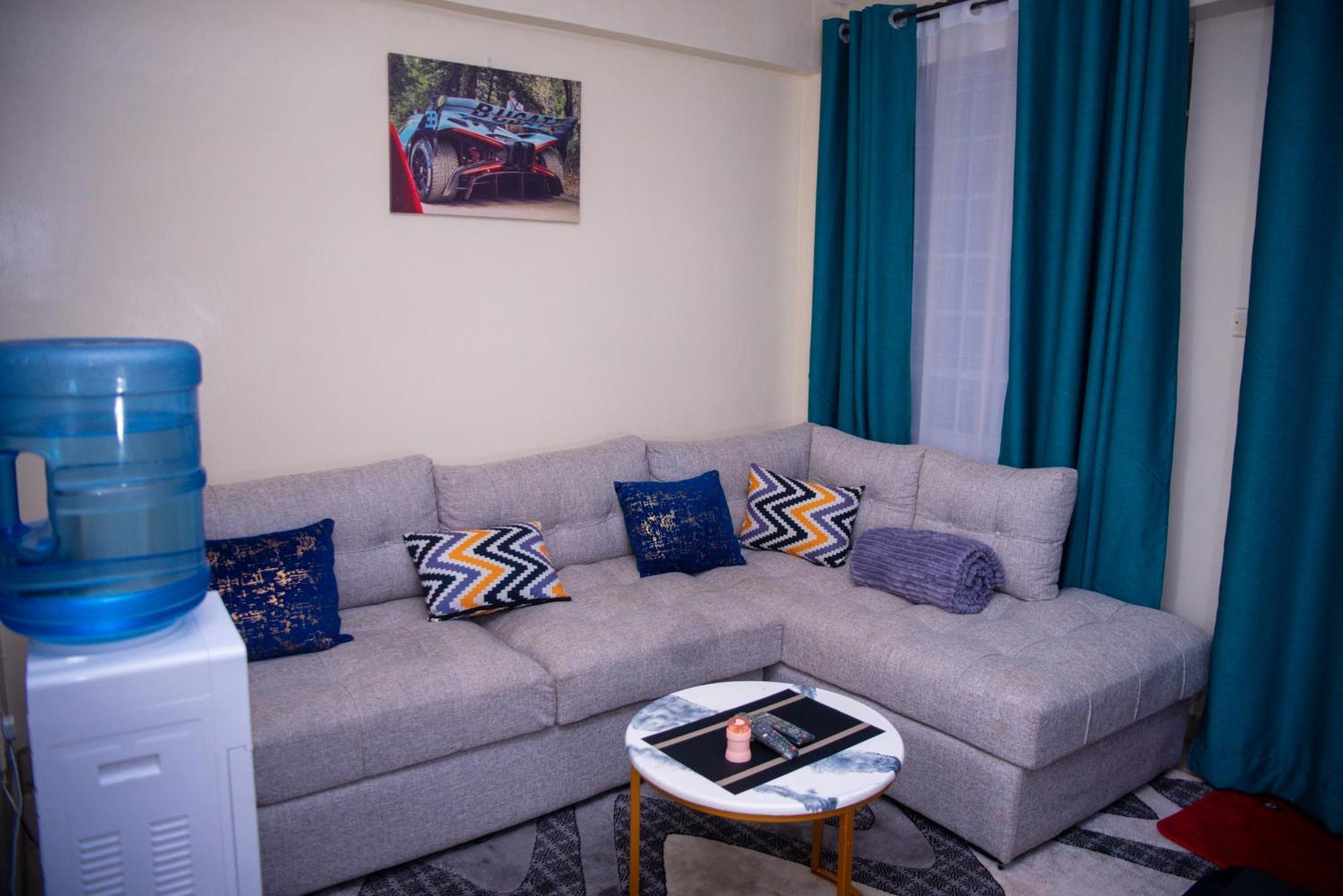 Gany Paradise - Comfy 1-bedroom With Parking And Netflix Apartment *