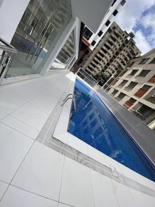 Luxe 2bdr In Kileleshwa Apartment Nairobi