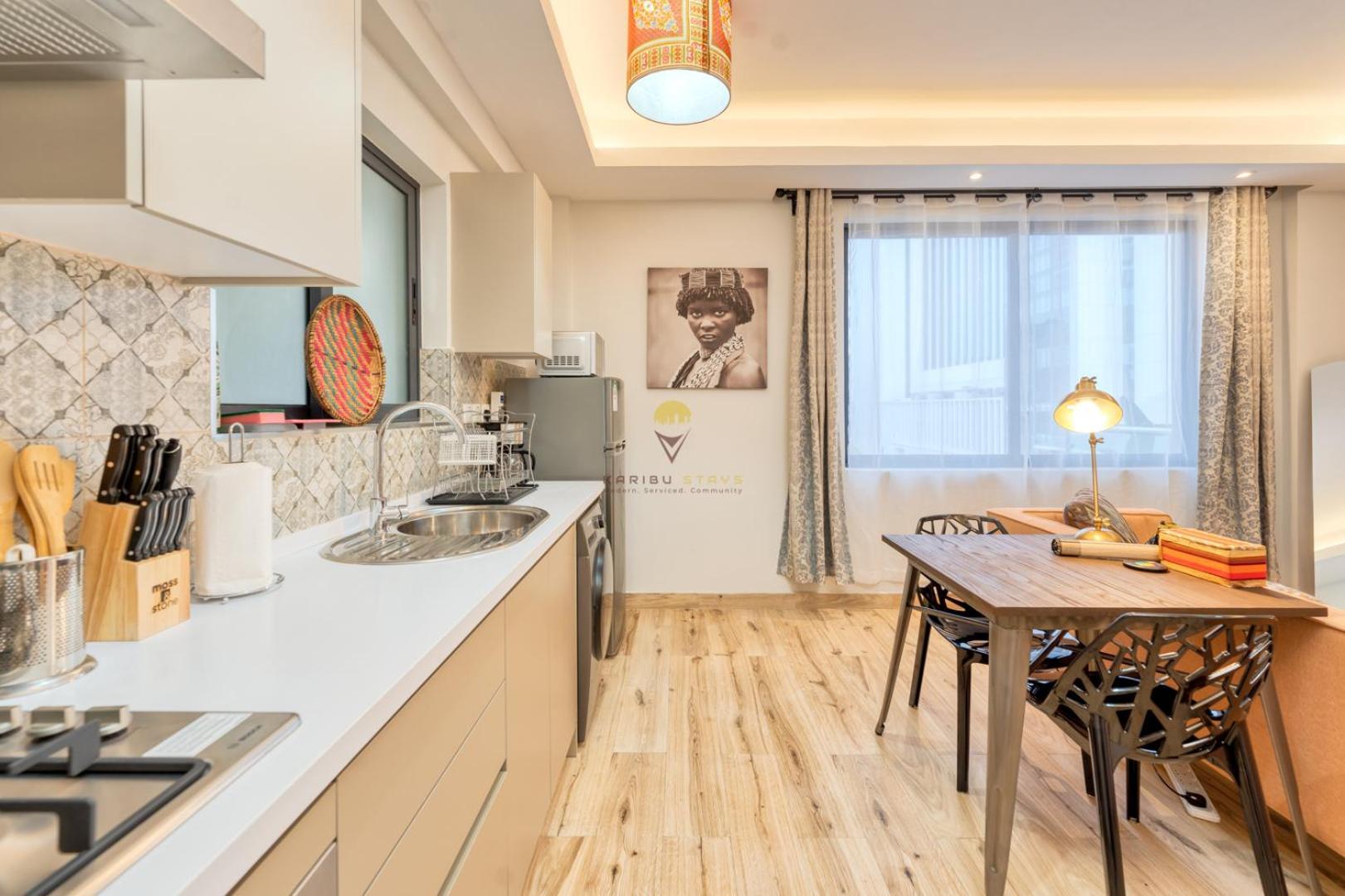 Apartment Elite 7 Star Luxe With Gym And Pool Next To Jw Marriott, Westlands Airport Shuttle, Luggage Storage Available Nairobi