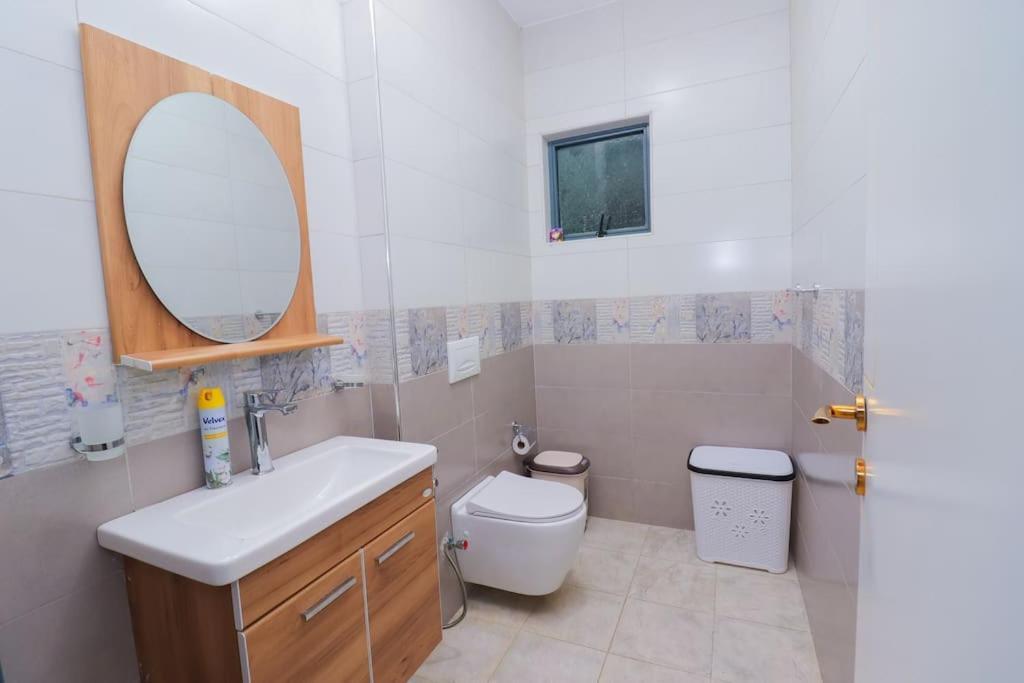 Ambra Heights Apartment