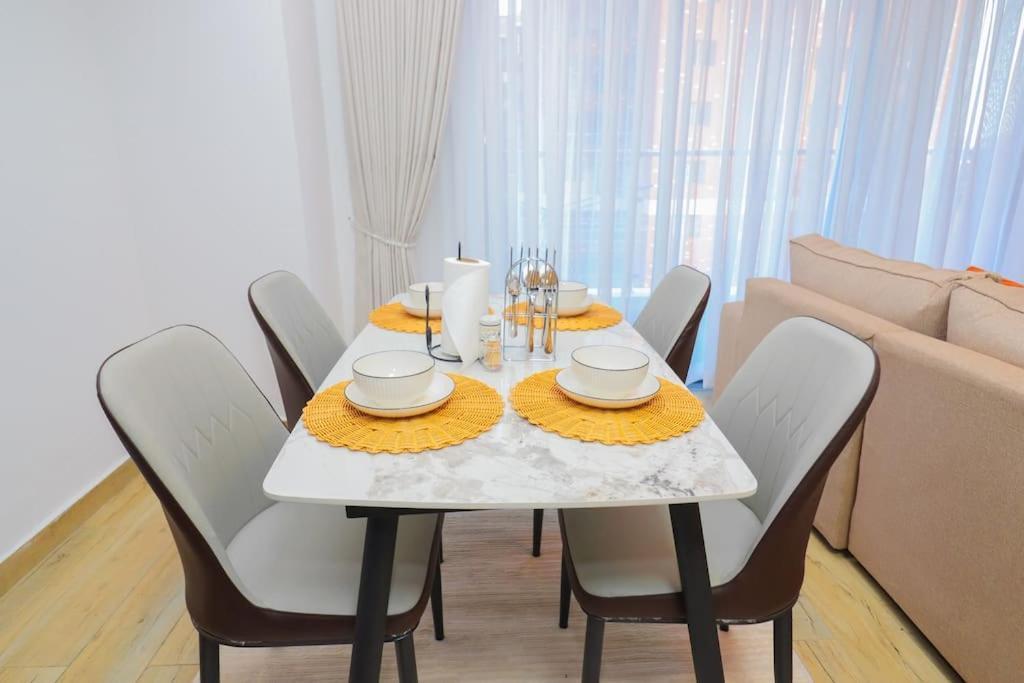 Ambra Heights Apartment *