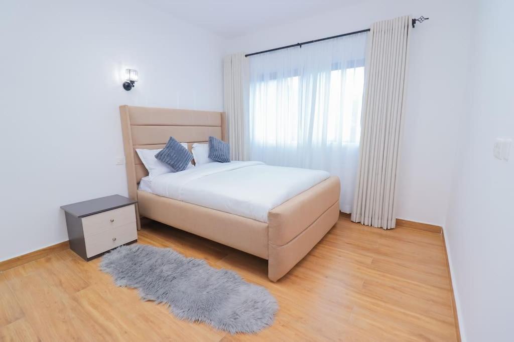 Ambra Heights