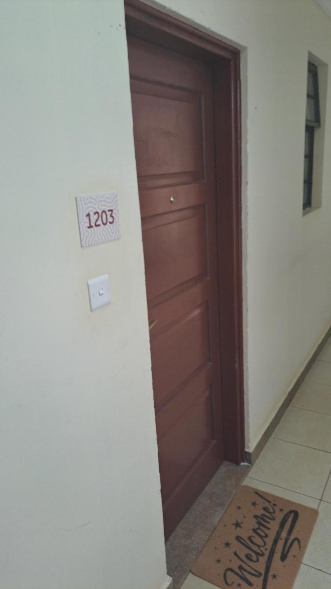 Kaleb's W Place Apartment