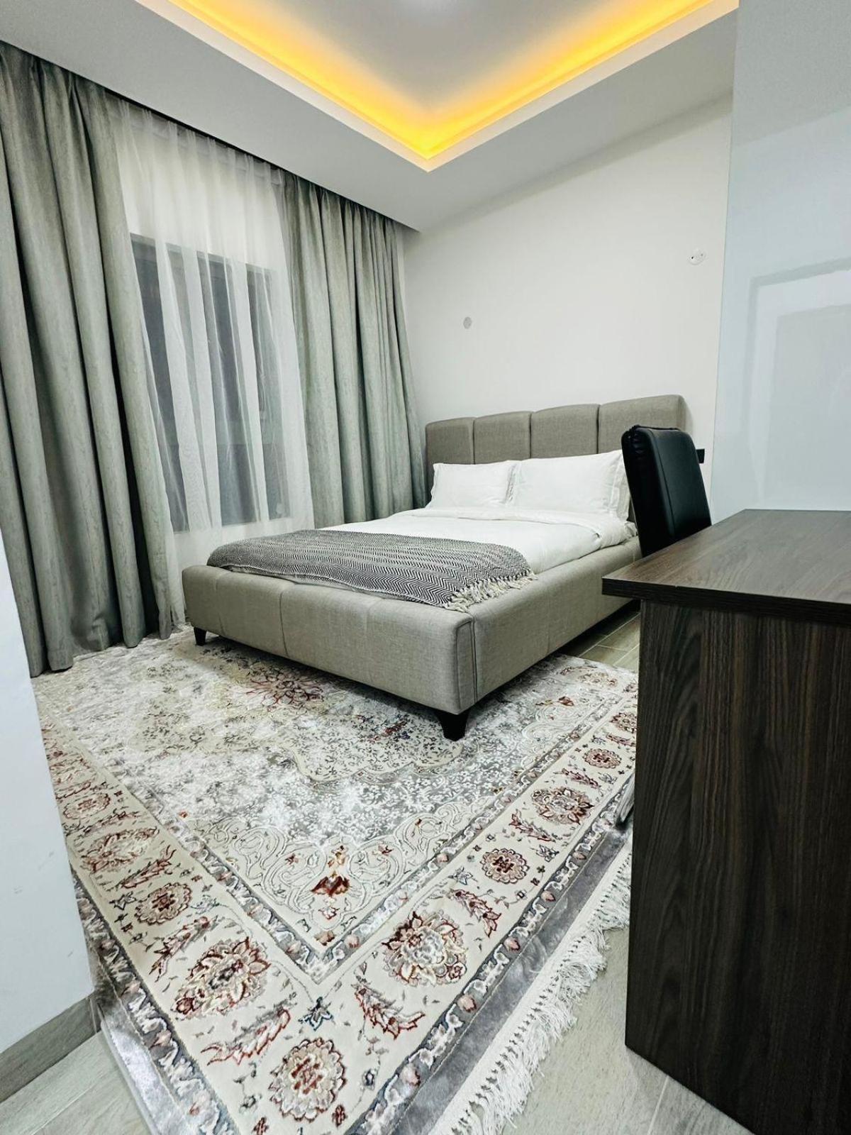 Haute 1 Apartment *