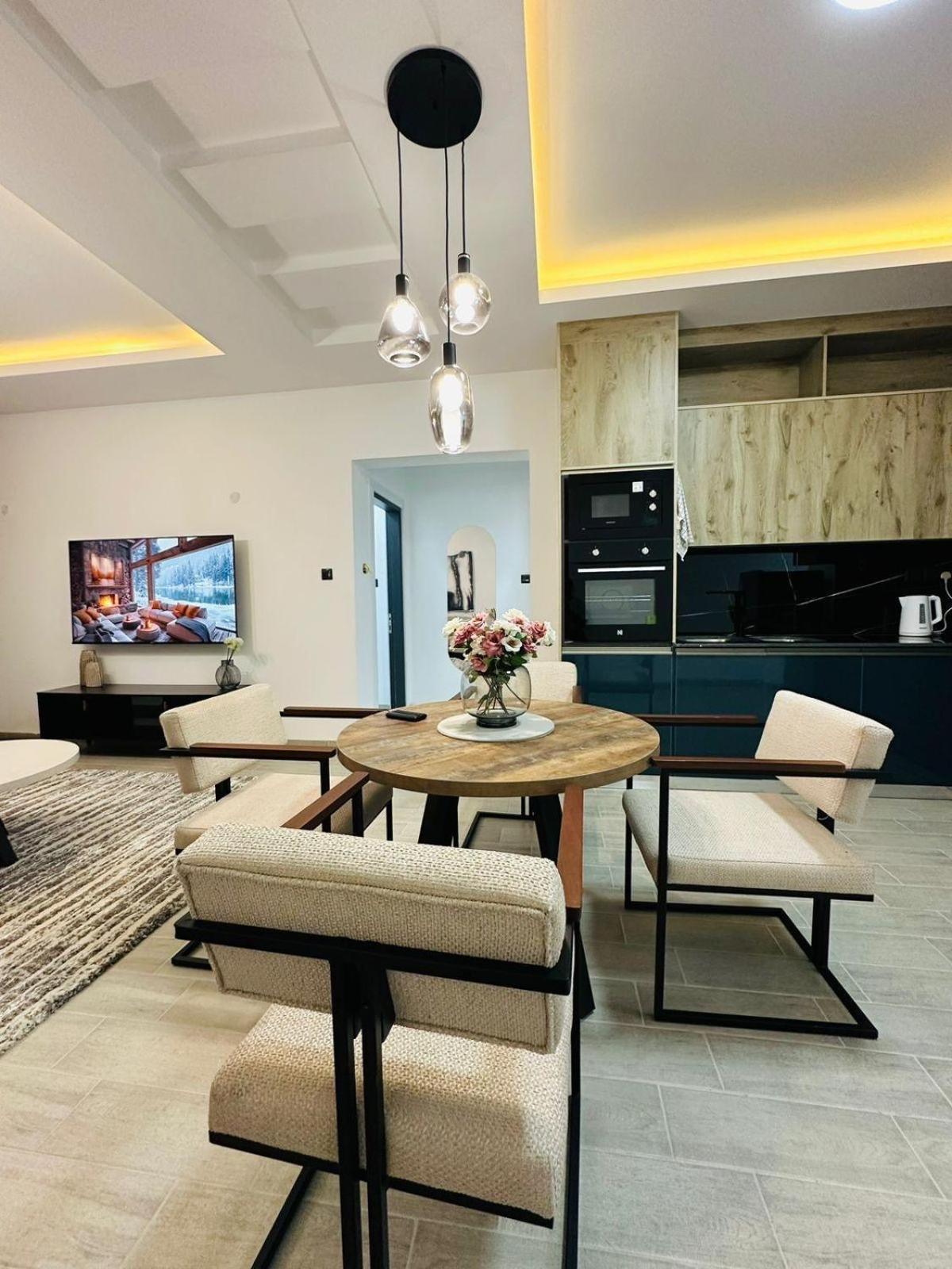 Haute 1 Apartment