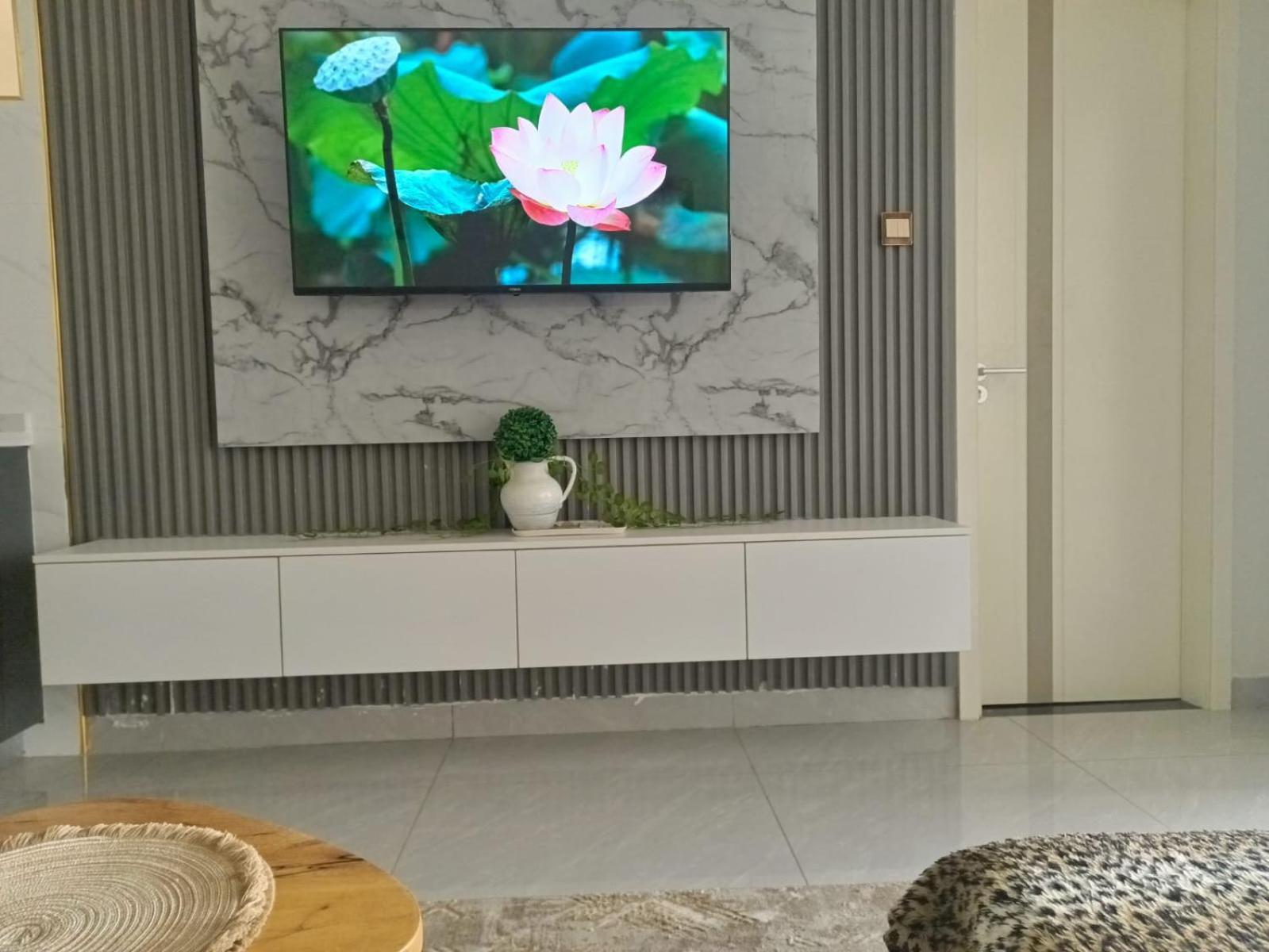 Apartment Blackberry House 1bdrm Near Yaya Centre, Gym, & Free Parking