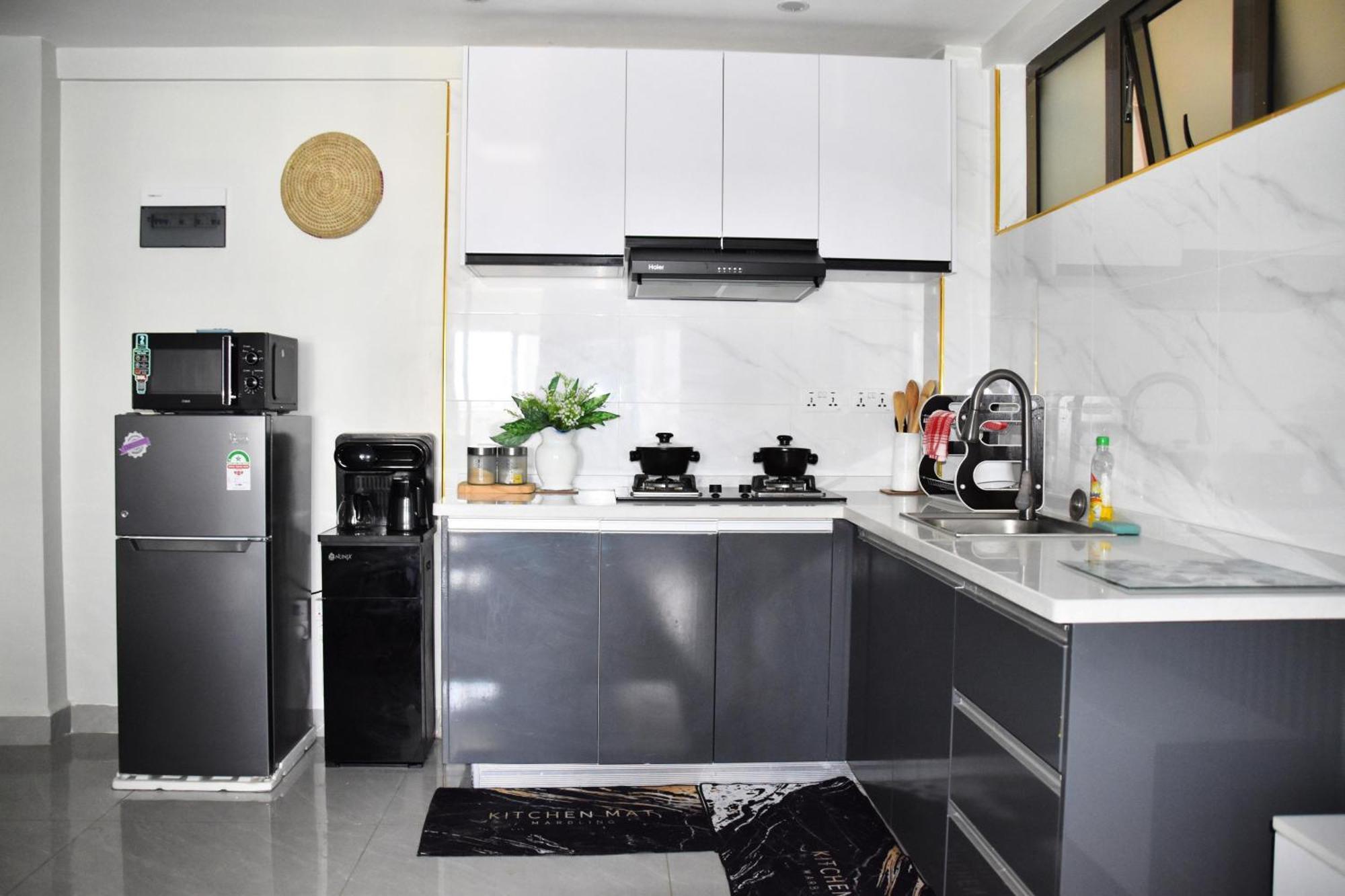 Blackberry House 1bdrm Near Yaya Centre, Gym, & Free Parking * Nairobi