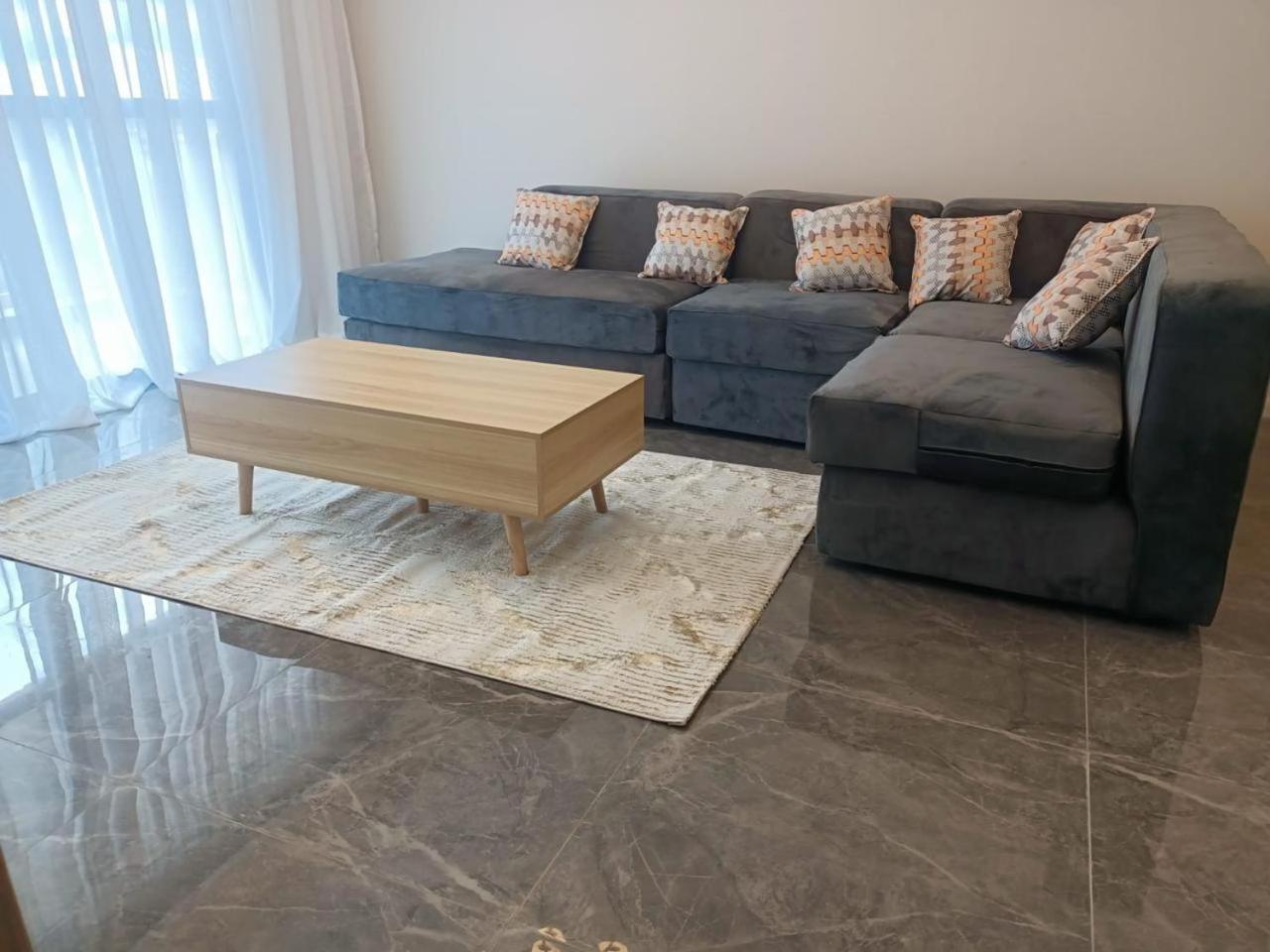 3 Bedroomed Apartment, 3 Bathrooms And Fully Furnished * Nairobi