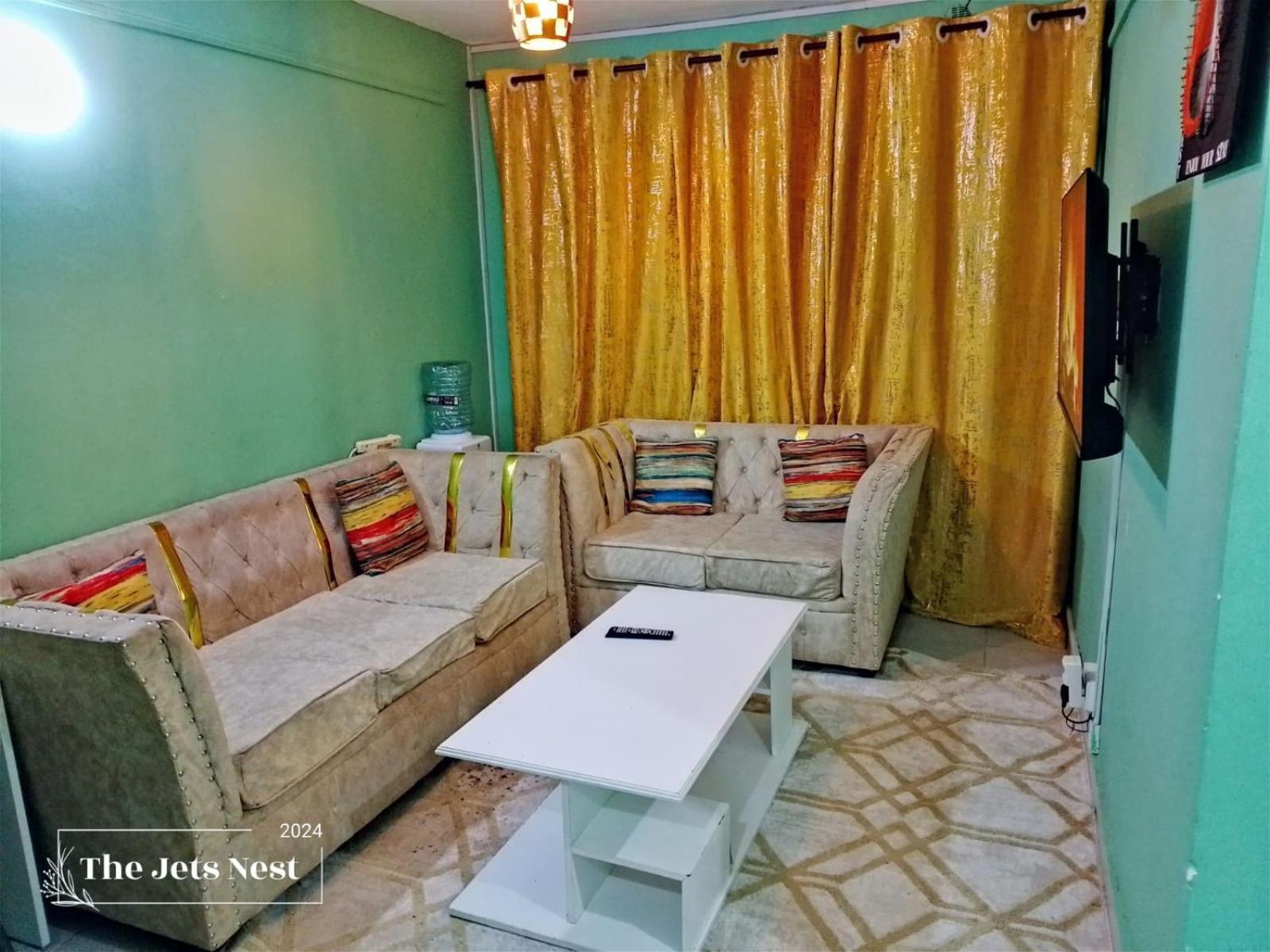 The Obama Mansion #jets Nest Apartment *