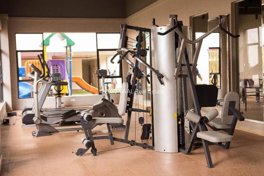 View1 Bdrm With Pool And Gym *