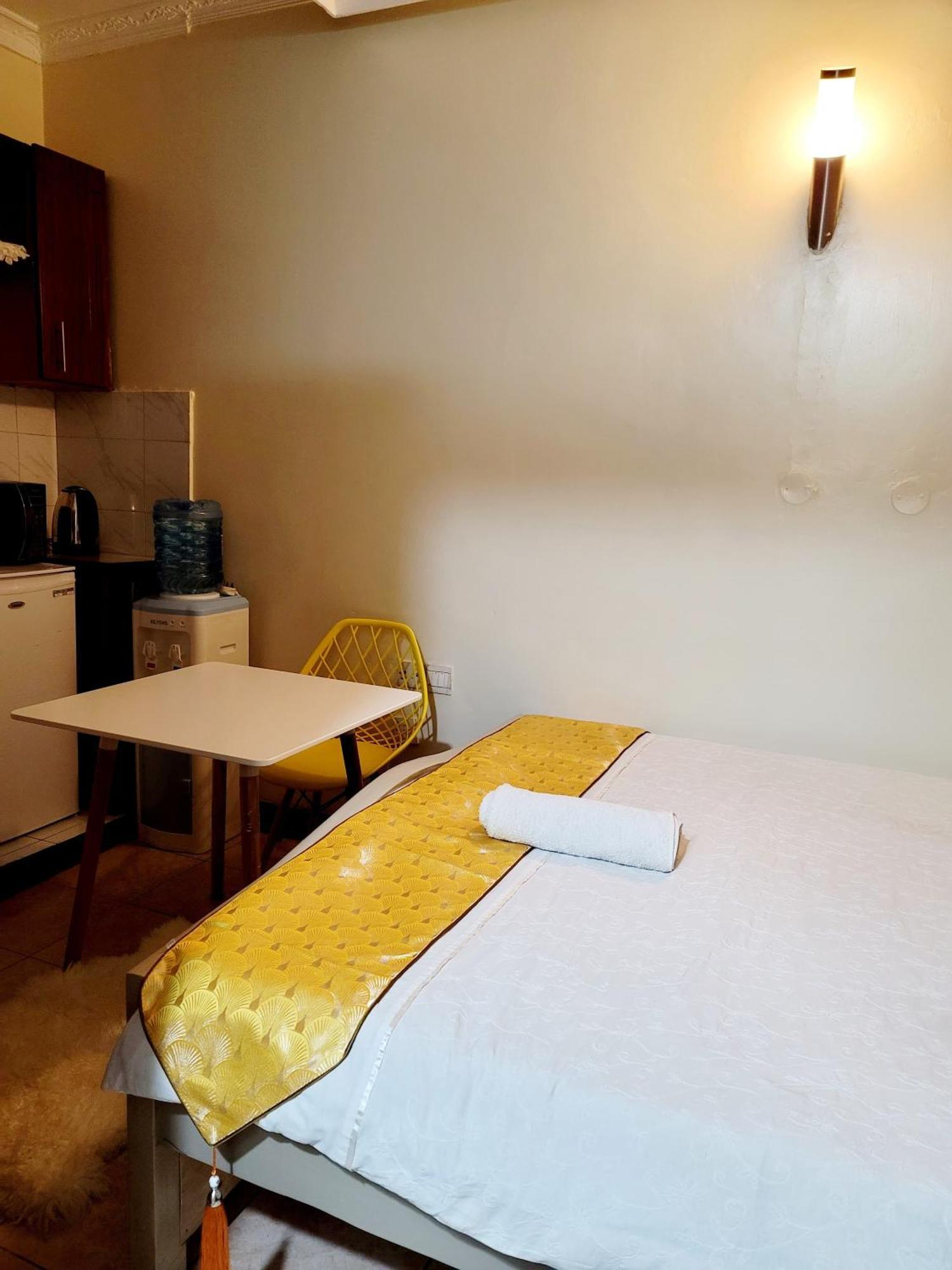 Hotel Sunrise Blue Moon Nairobi