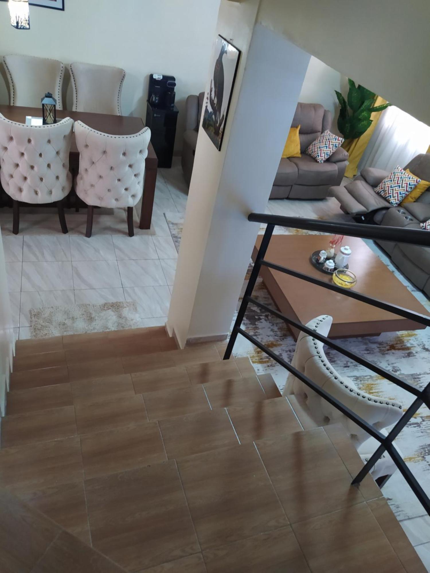 Zoe Homes Away From For Cozy And Modern Nairobi