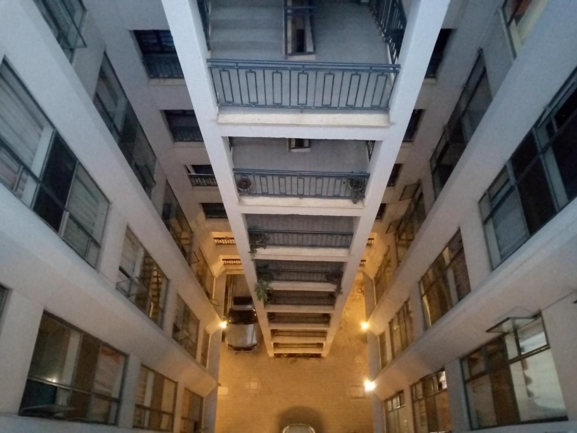 Rew Apartment *