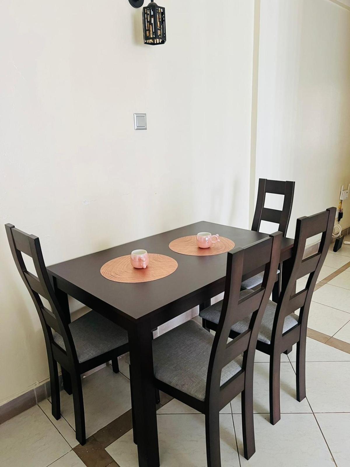 Ruby 502 Apartment