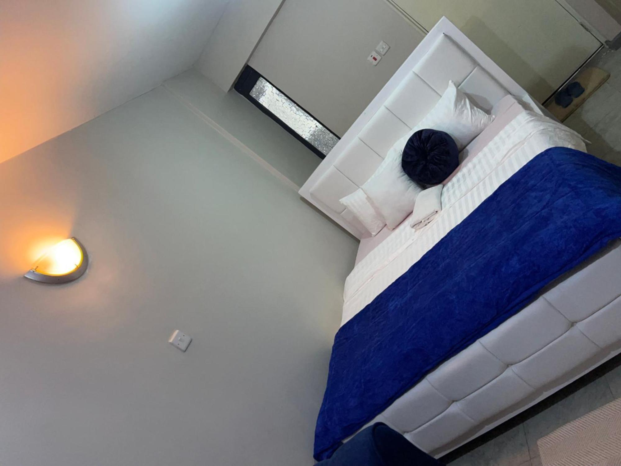 Bed & Breakfast Cyro