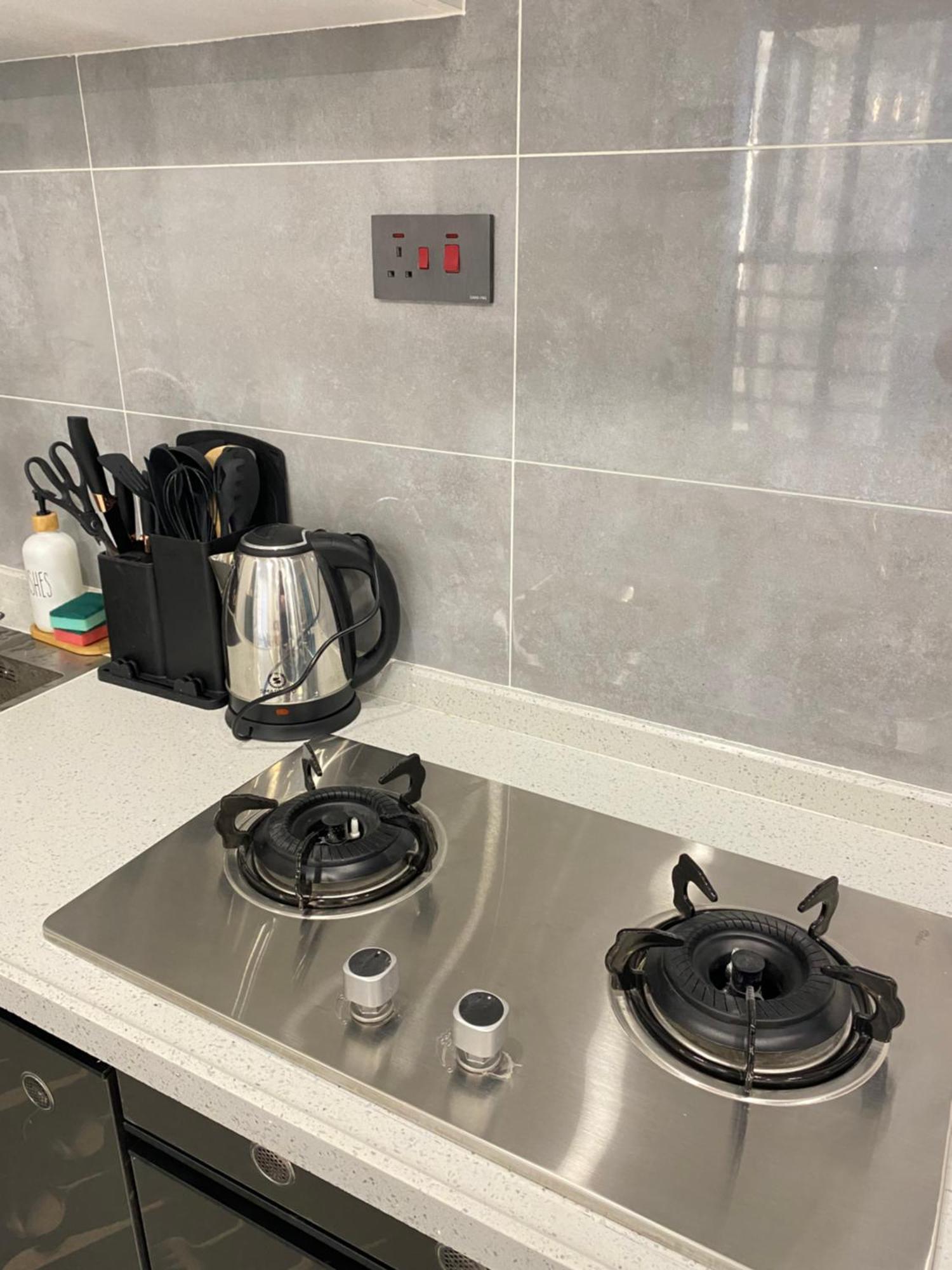 Cozy 1 Bedroom In Kilimani With Gym And Fast Wi-fi Apartment Nairobi
