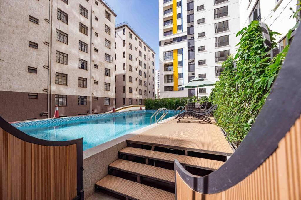 New Luxury In Nairobi