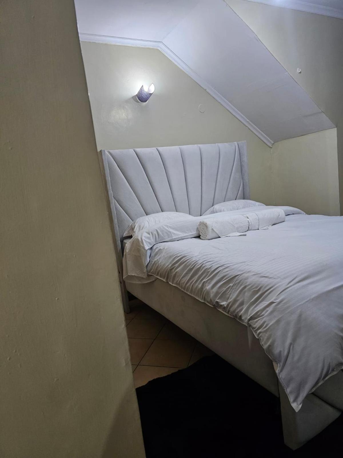 Marcol Cozy Corner, Prime Imara Daima