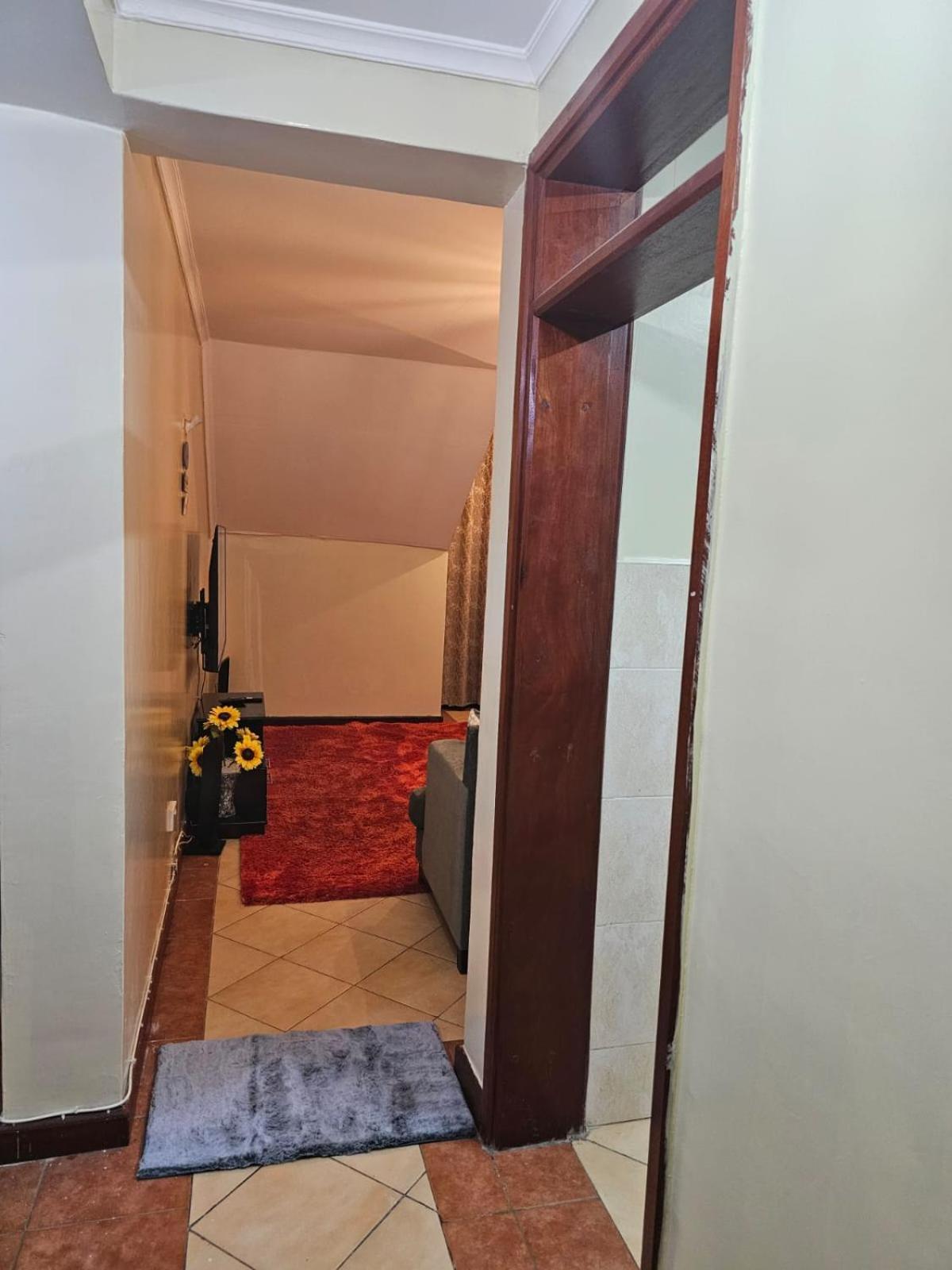 Marcol Cozy Corner, Prime Imara Daima