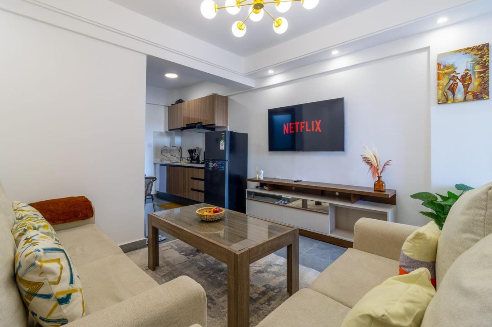Lush, Views, Serene 1bed Highrise Apartment