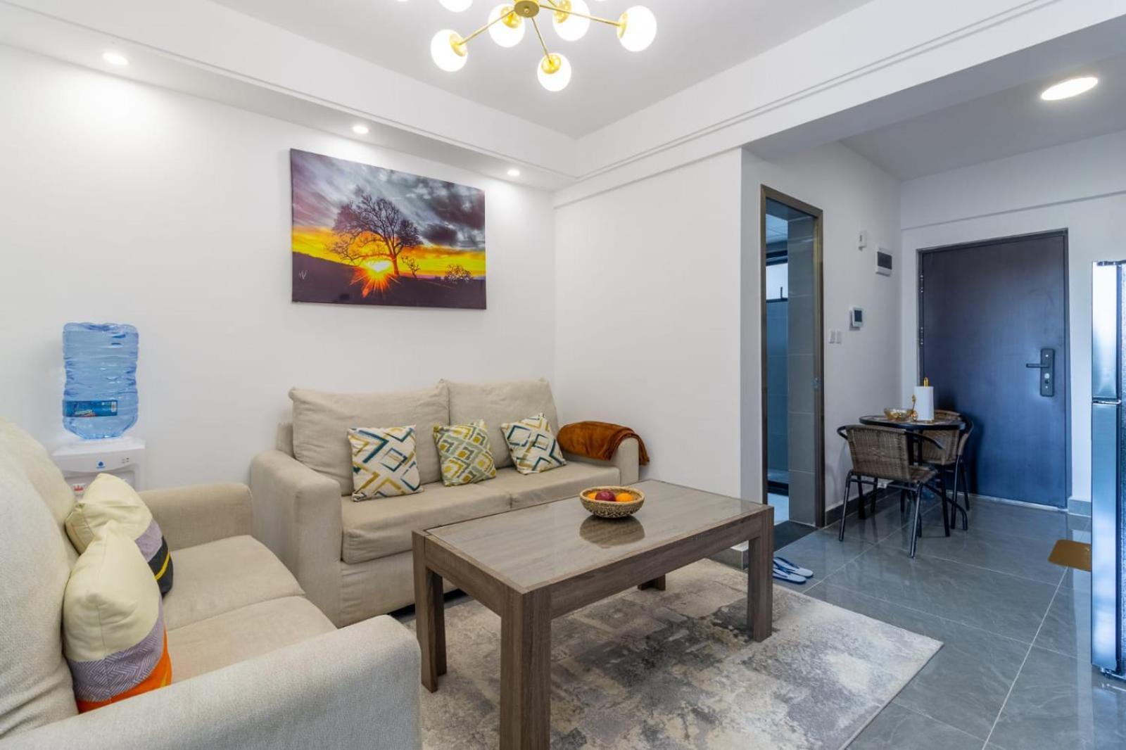 Lush, Views, Serene 1bed Highrise *