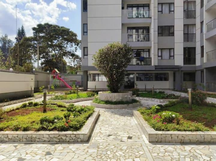 1 Bedroom Flat With Private Balcony, Netflix, Washing Machine & Gym In Kilimani