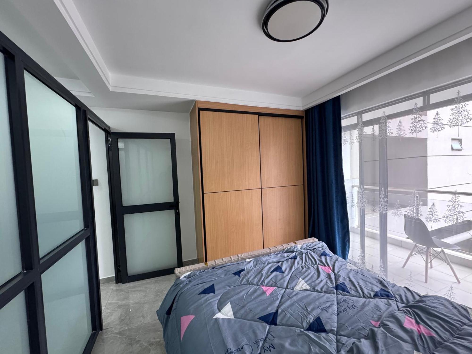 Fully Furnished Spacious One Bedroom