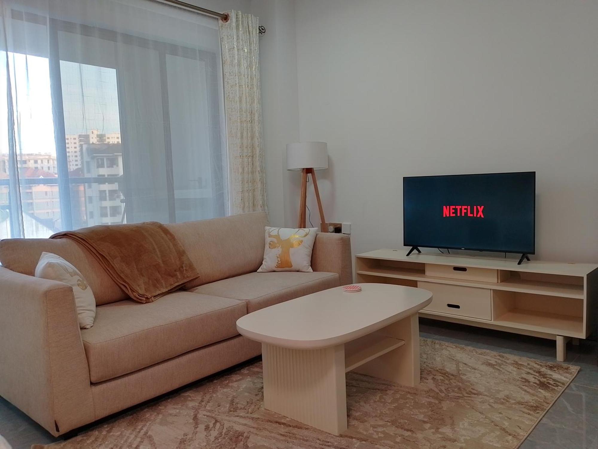 In Kileleshwa With Gym, Pool, Netflix, Washer Nairobi
