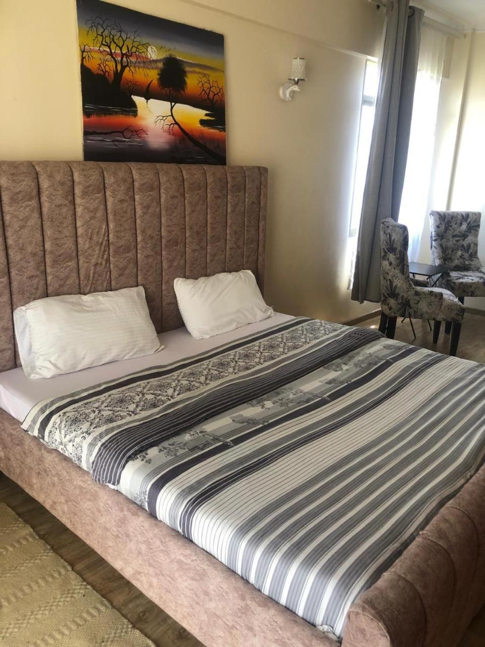 Apartment Charming 3b At Skyhorse