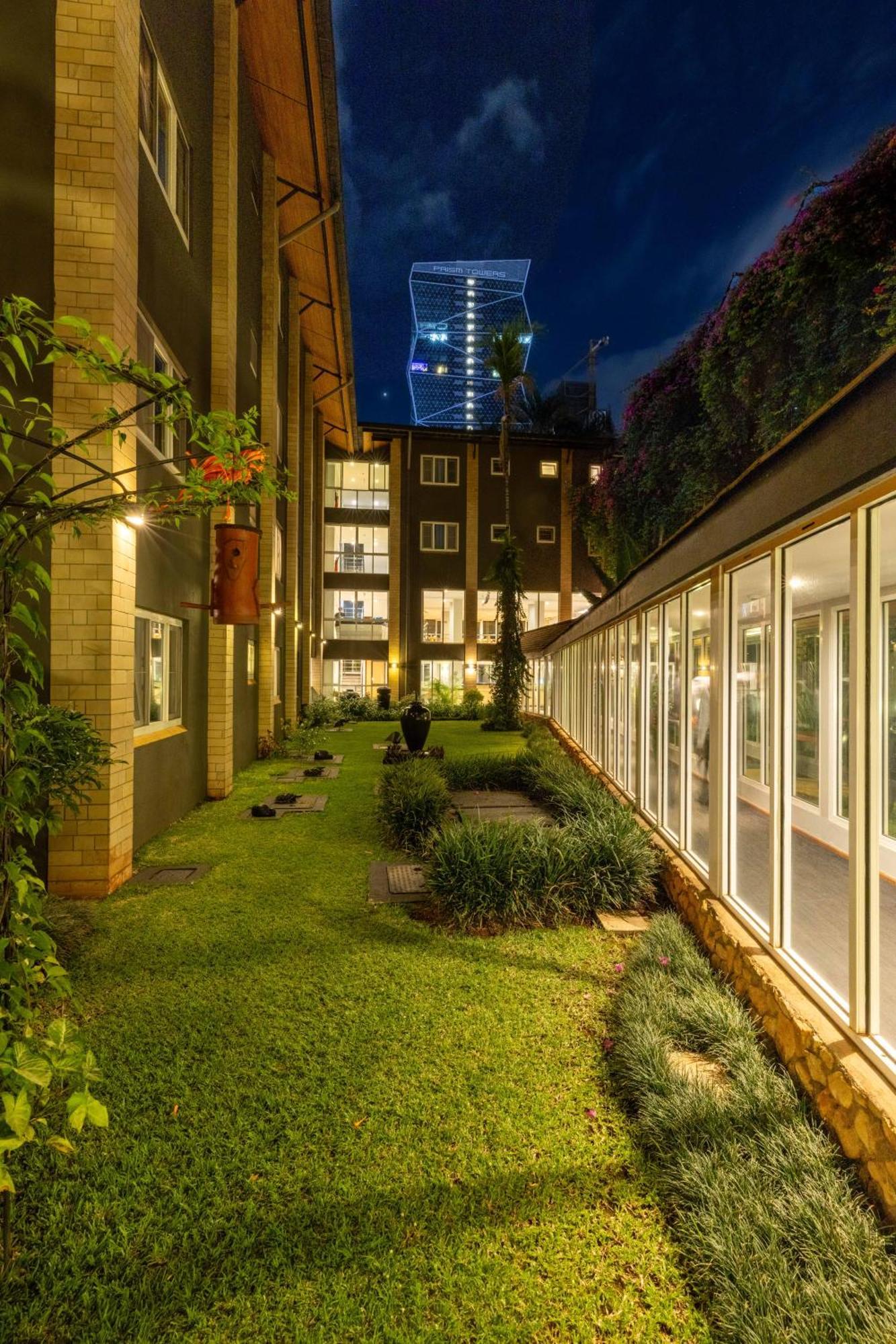Western Upper Hill Hotel 3*