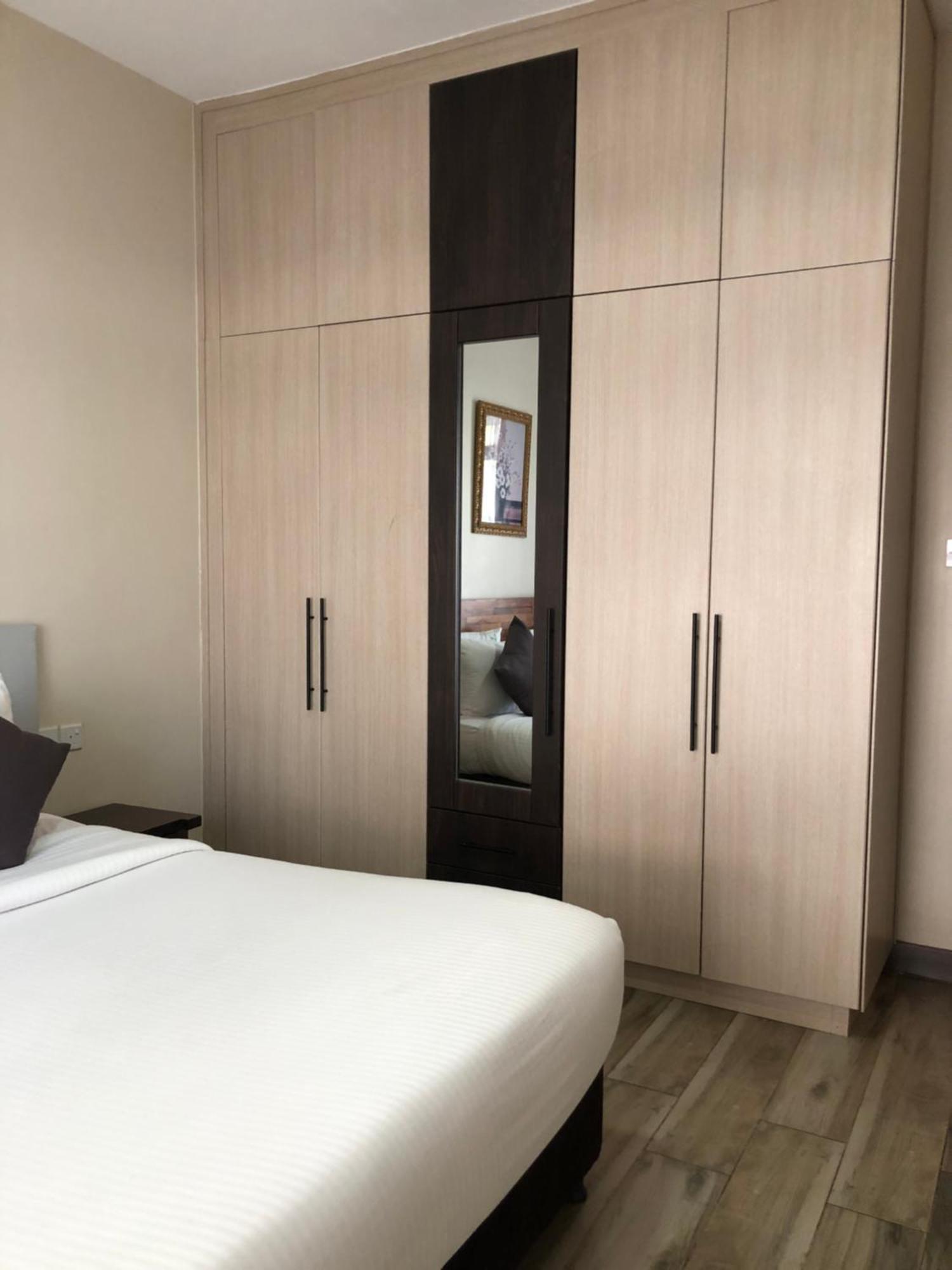 The One Bedroom In Silverstone Apartment
