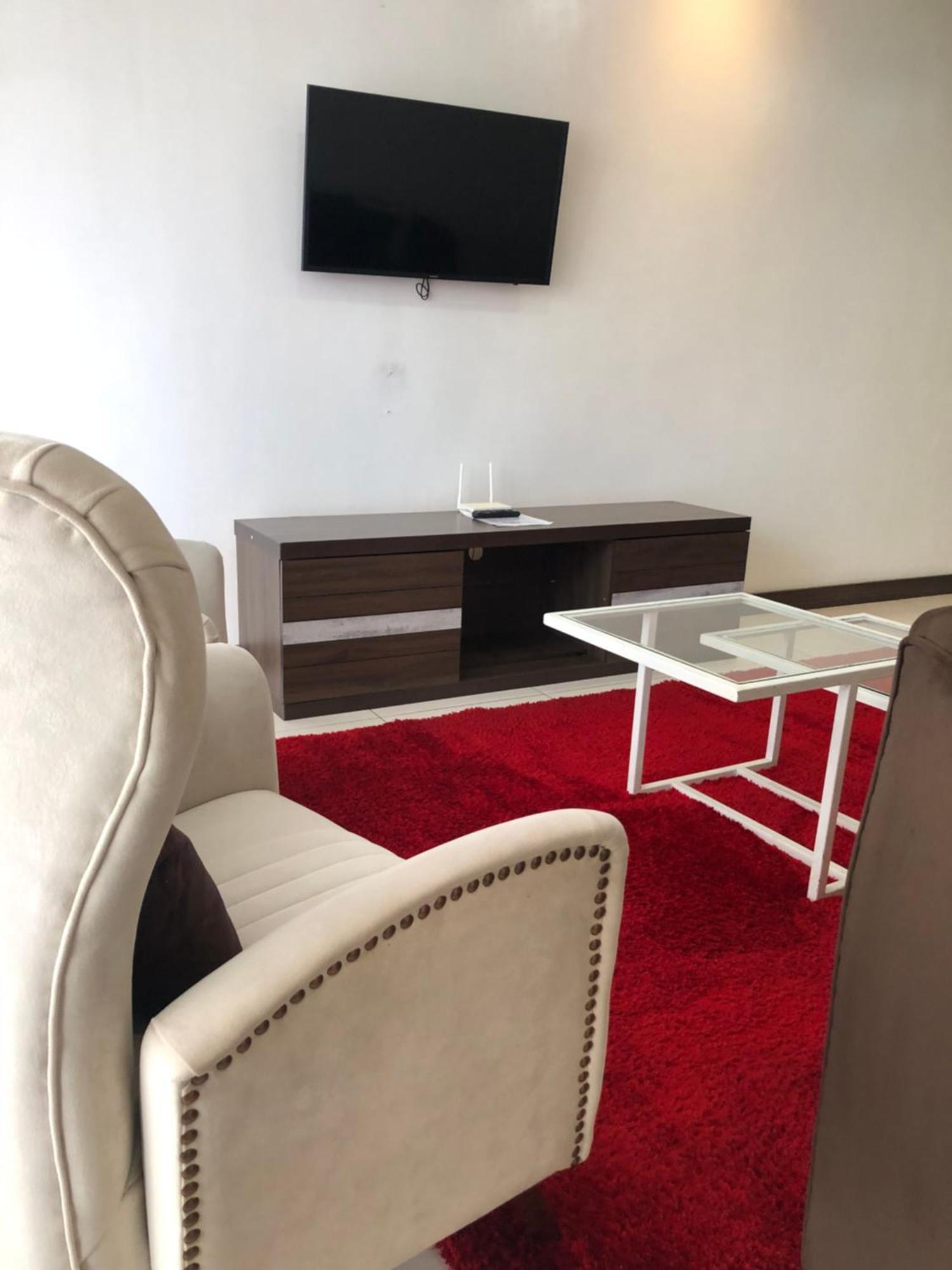 The One Bedroom In Silverstone * Nairobi