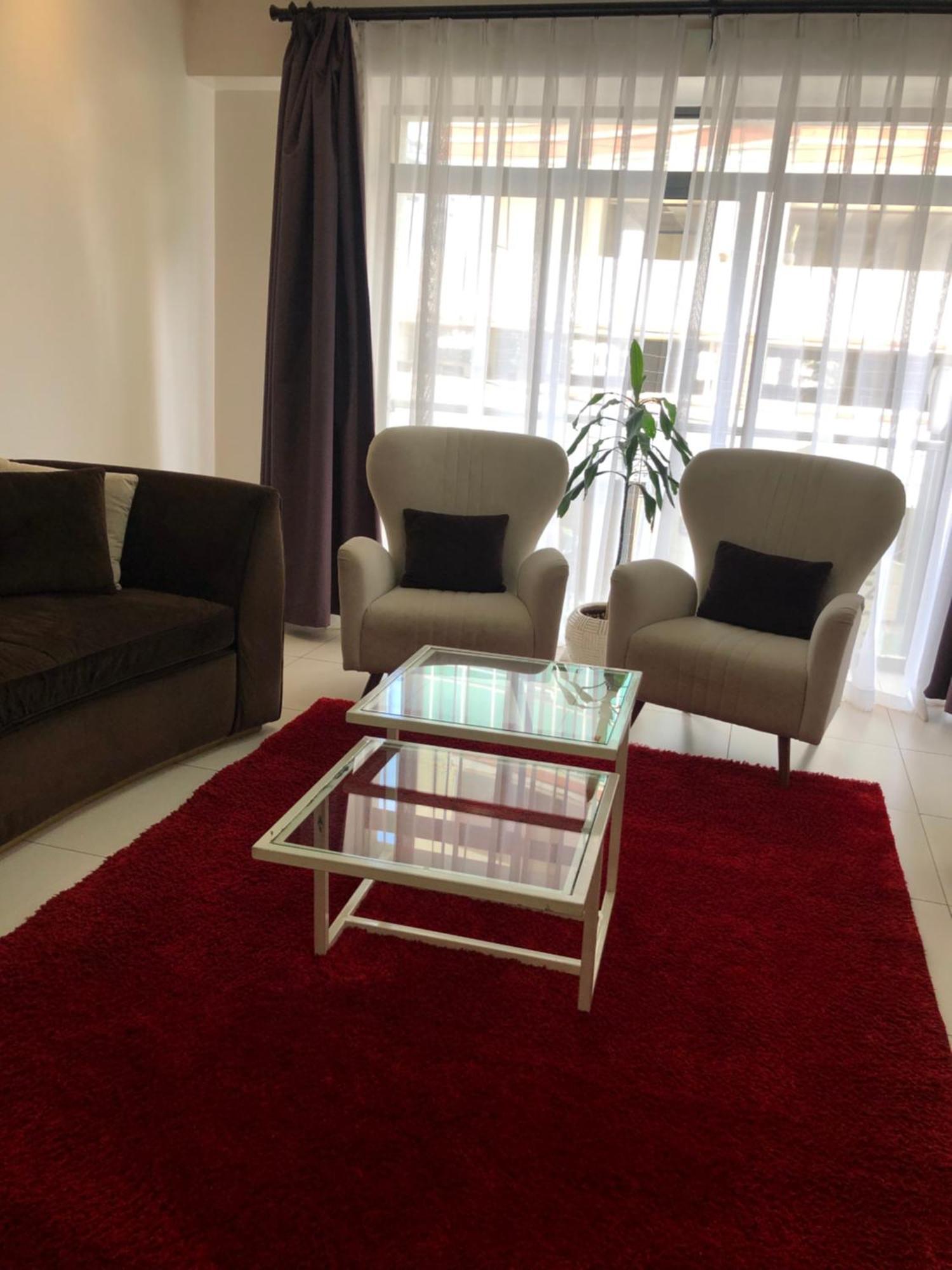 The One Bedroom In Silverstone Apartment *