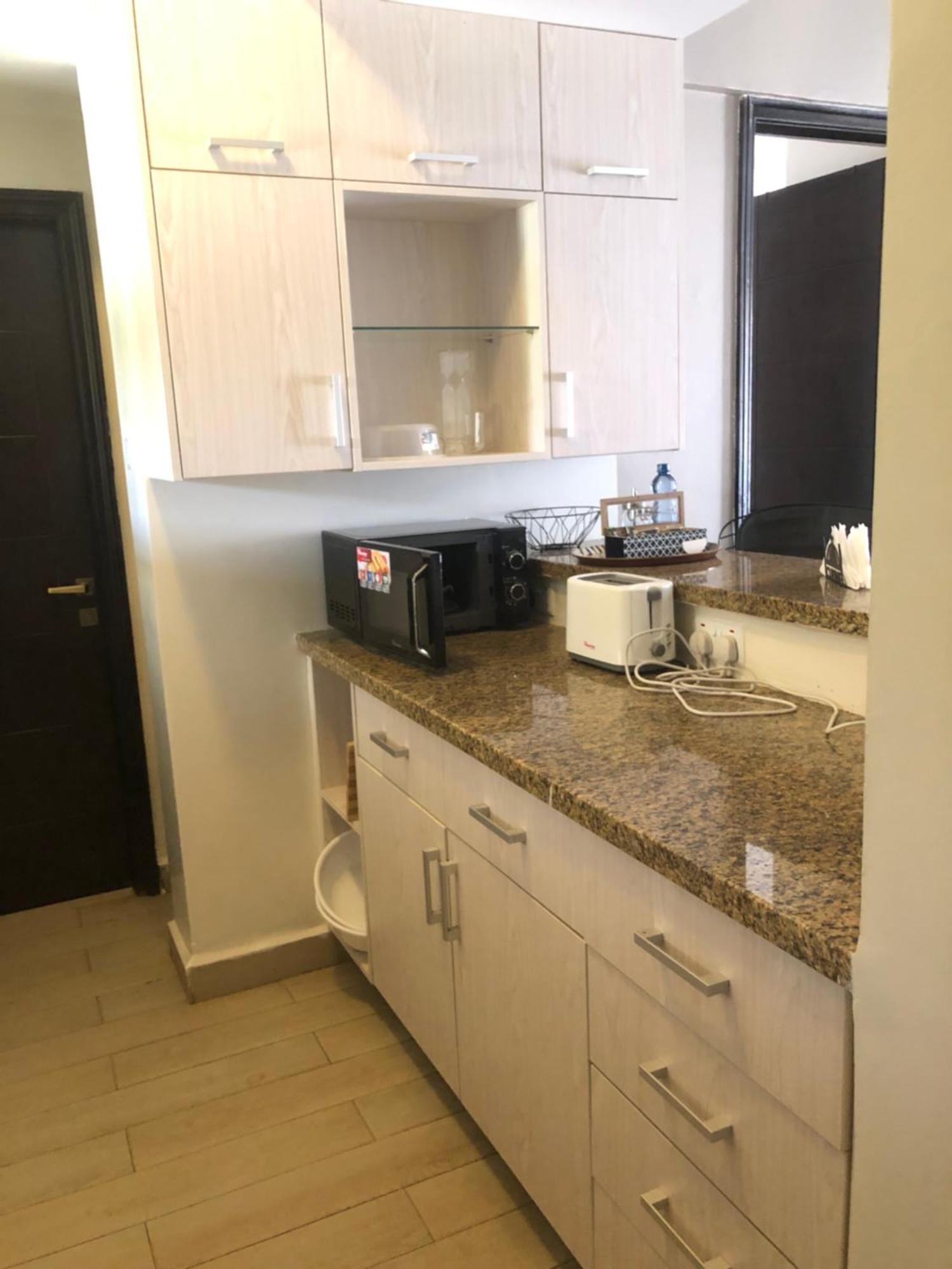 The Perfect One Bed At Wellivia Apartment