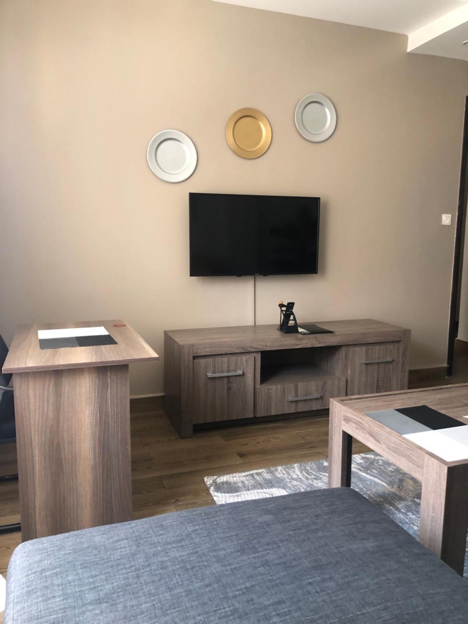 Charming One Bedroom At Wellivia * Nairobi