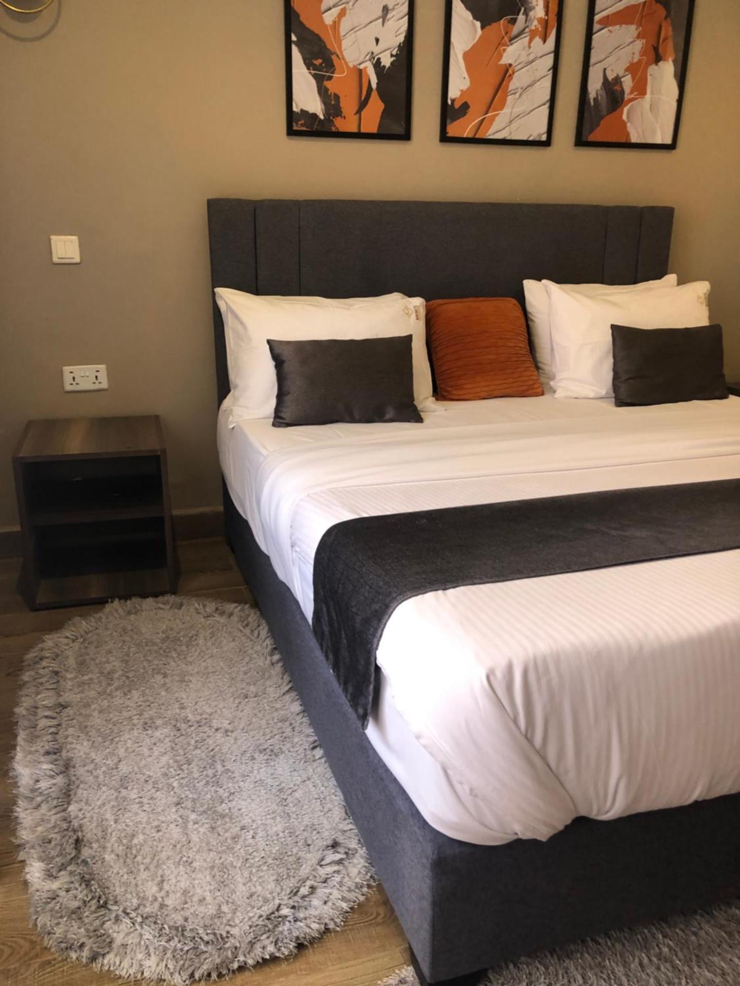 Charming One Bedroom At Wellivia * Nairobi