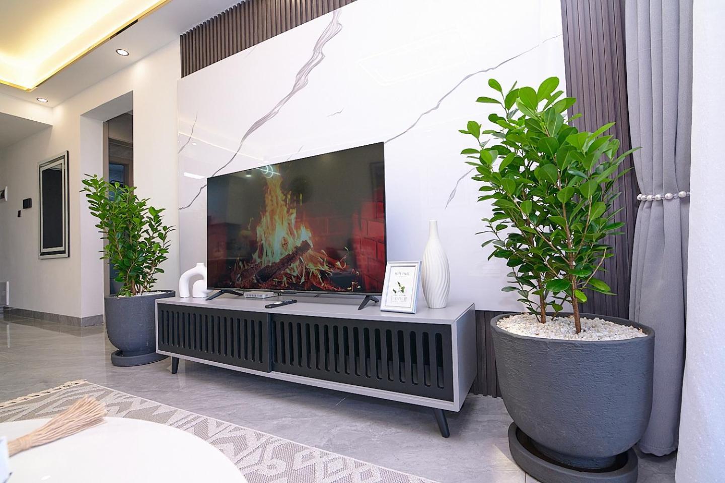Luxury Modern With A Pool And Gym In Kilimani