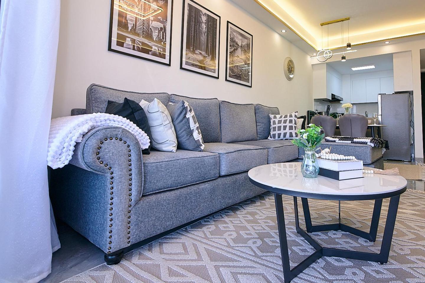 Luxury Modern With A Pool And Gym In Kilimani *
