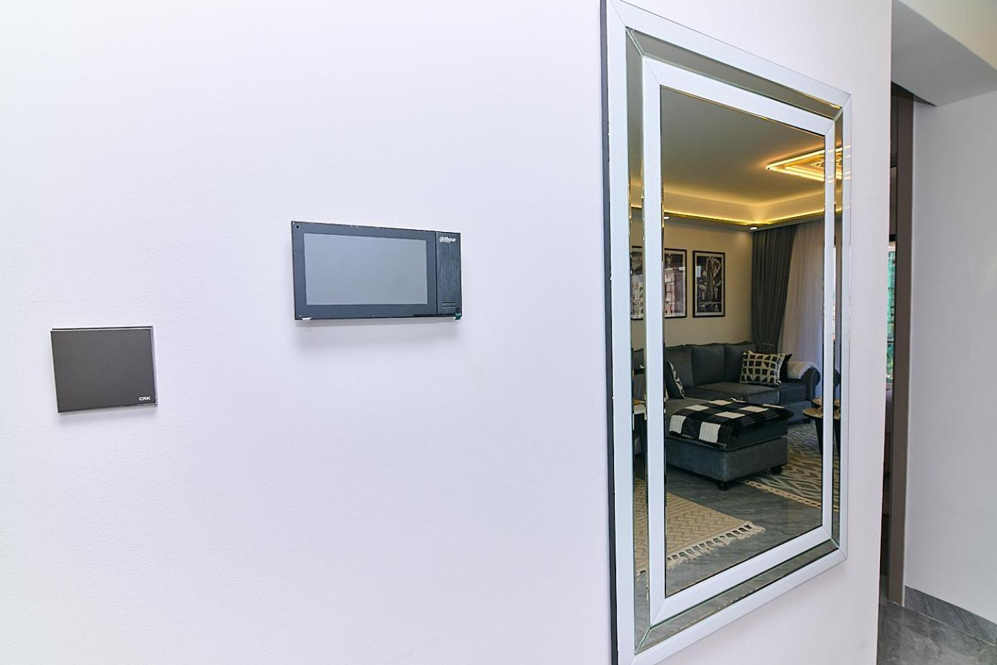 Luxury Modern With A Pool And Gym In Kilimani *