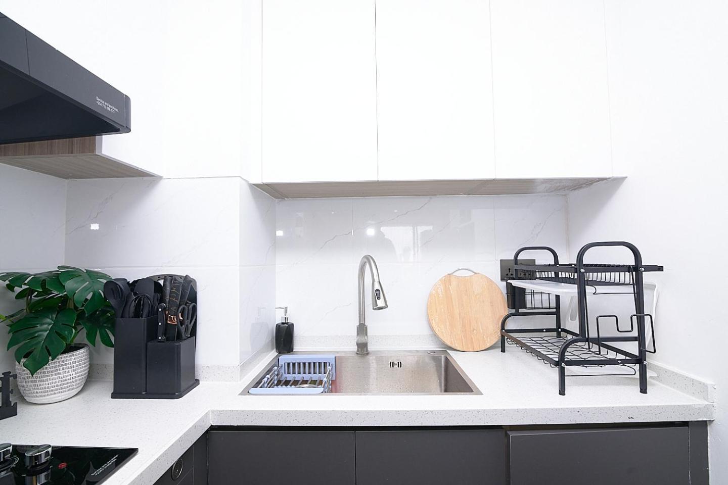 Luxury Modern With A Pool And Gym In Kilimani Apartment Nairobi