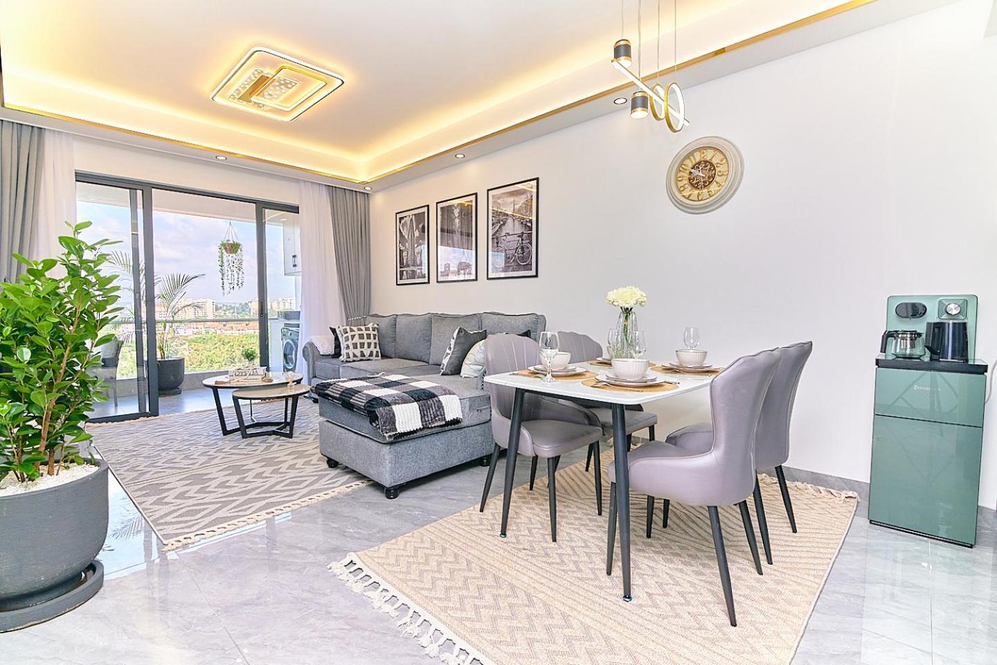 Luxury Modern With A Pool And Gym In Kilimani Apartment Nairobi