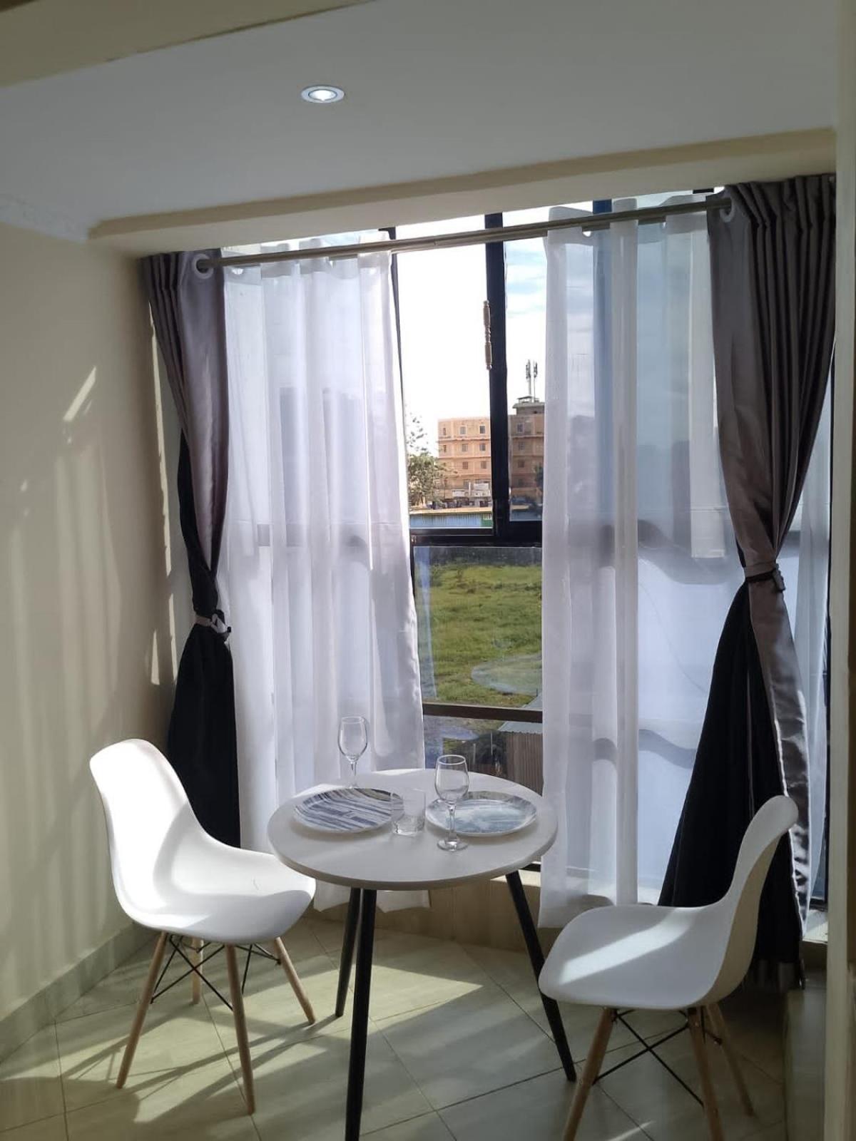 Apartment Lusso Homes & *
