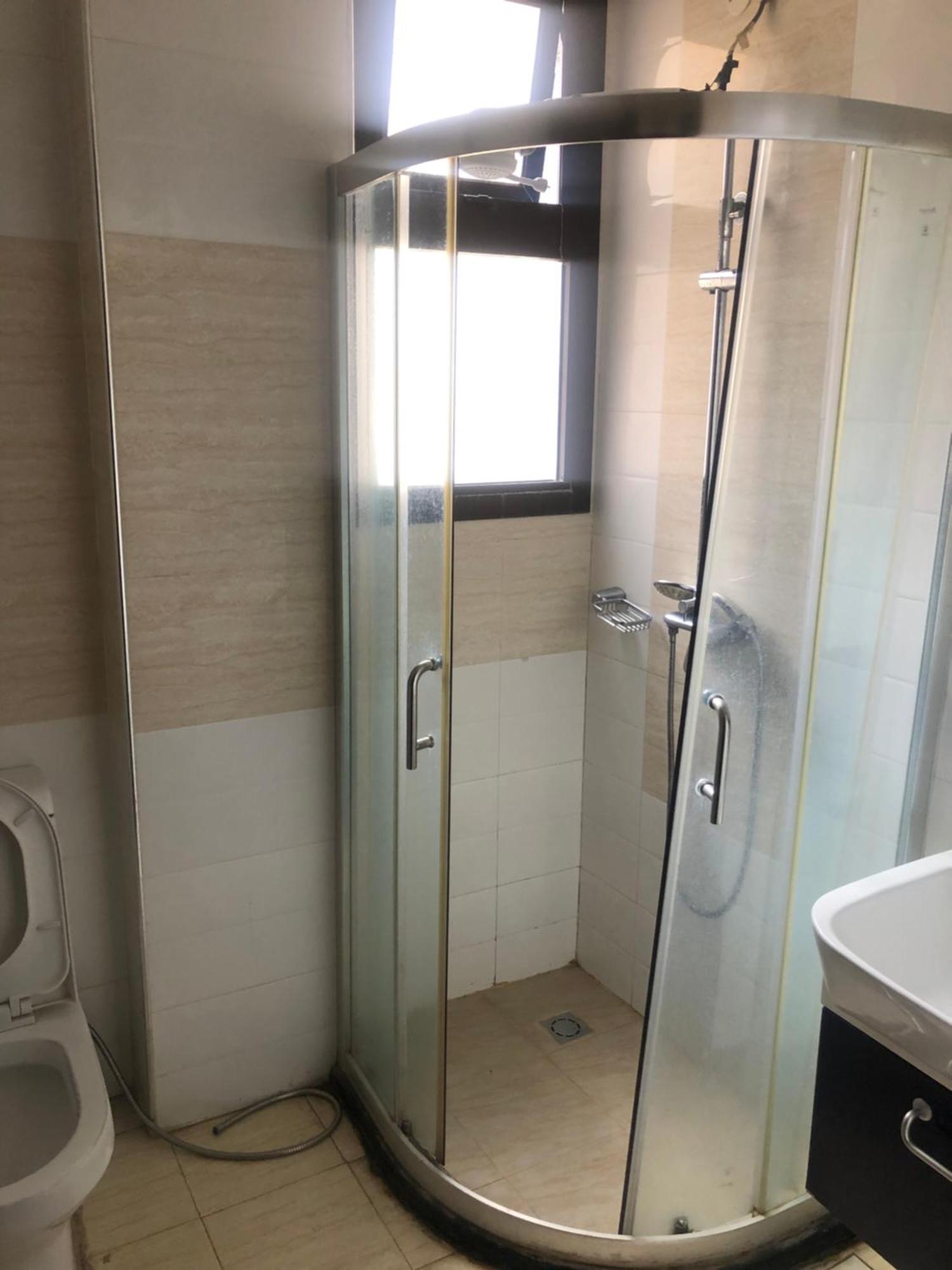 Comfortable Two Bedroom At Manza Apartment *