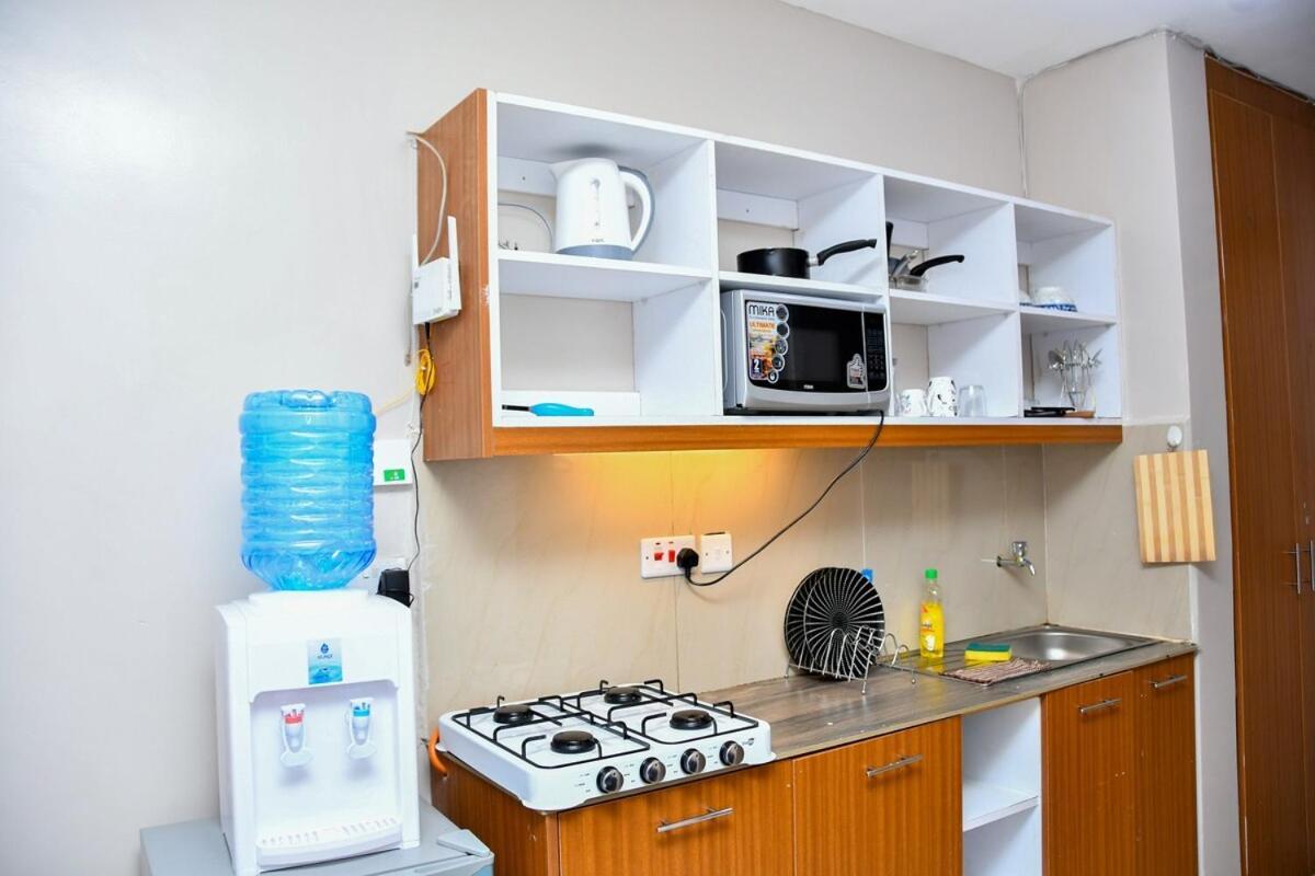Apartment Stylish With Rooftop Pool In Nairobi-jojo Homes *