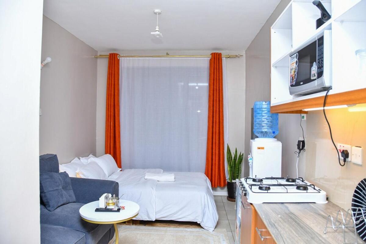 Stylish With Rooftop Pool In Nairobi-jojo Homes Apartment Nairobi