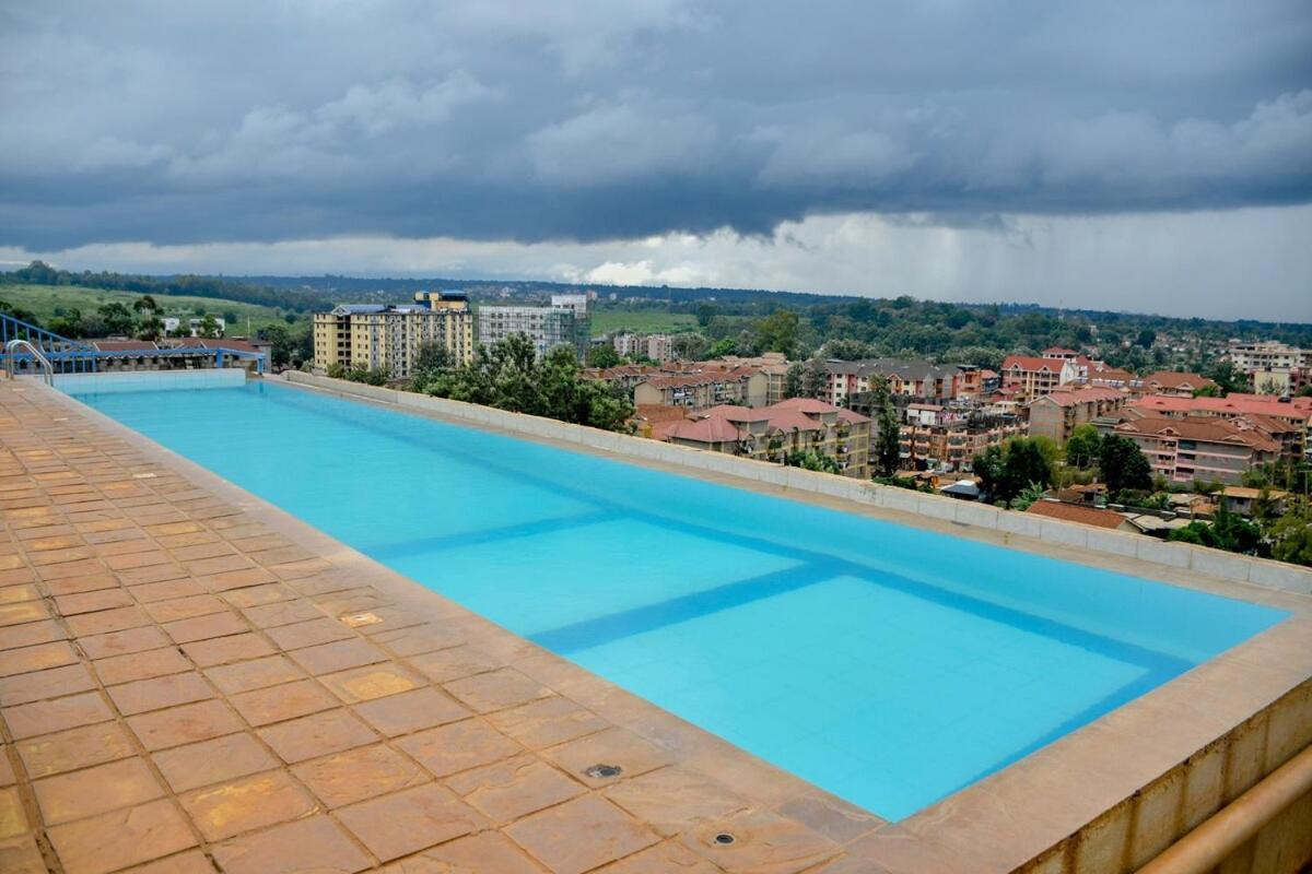 Stylish With Rooftop Pool In Nairobi-jojo Homes Apartment *