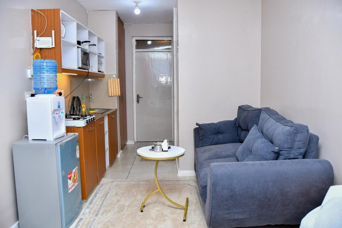 Stylish With Rooftop Pool In Nairobi-jojo Homes Apartment Nairobi