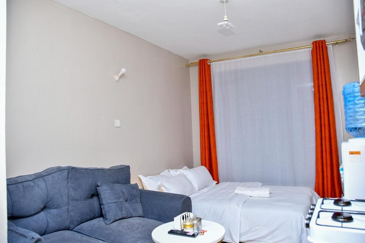 Stylish With Rooftop Pool In Nairobi-jojo Homes Apartment Nairobi