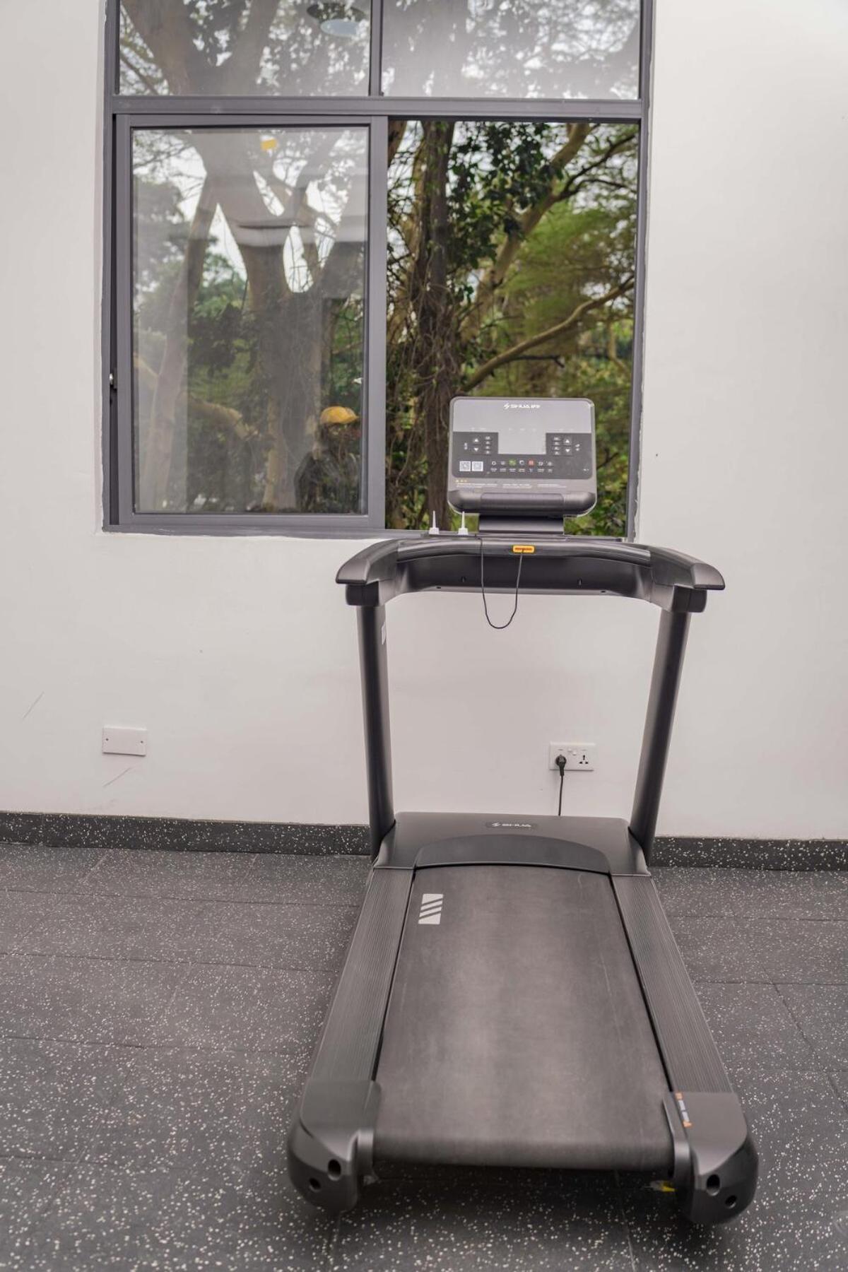 Riverside Heaven With Gym, Views Nairobi