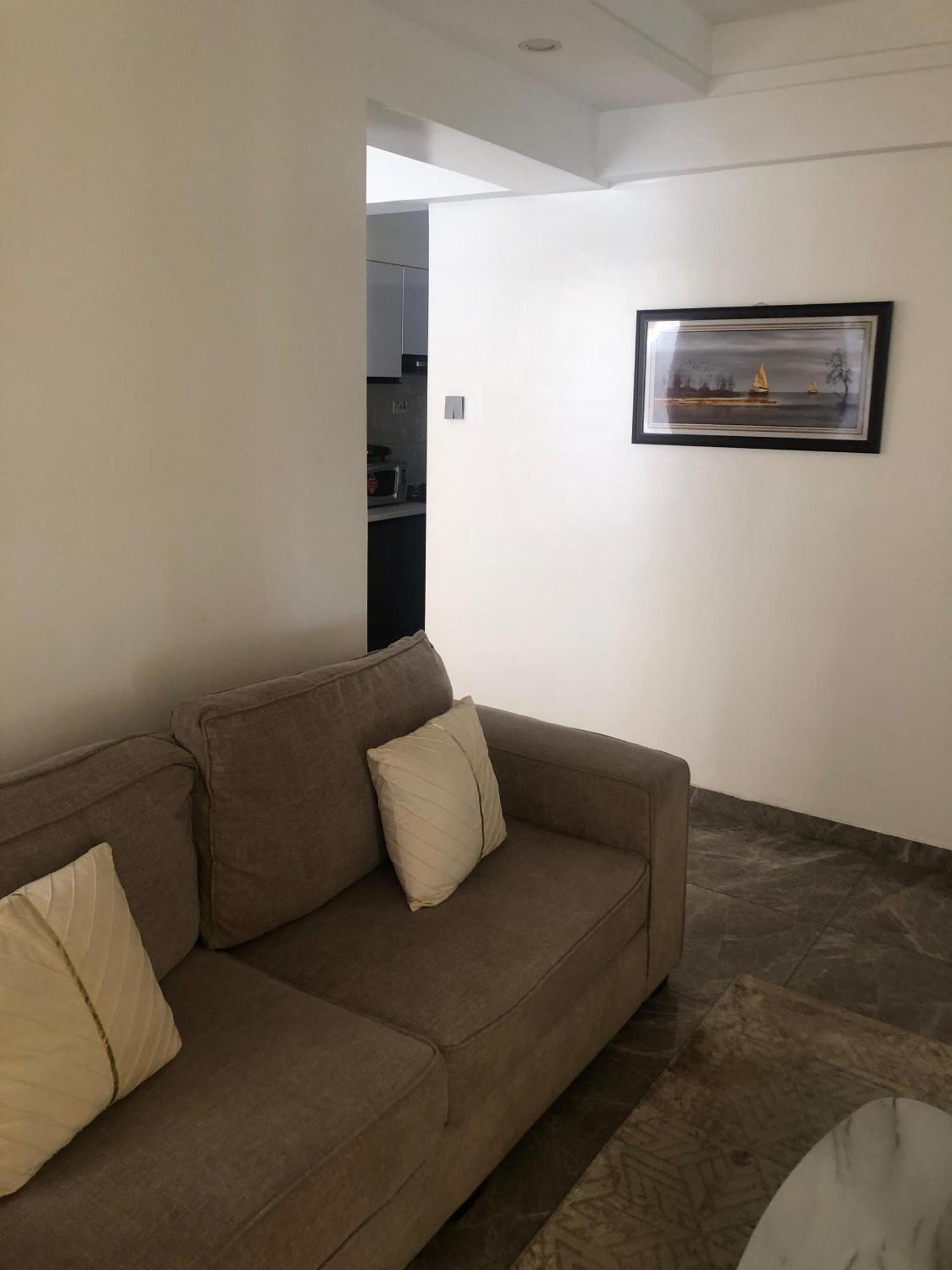 Exquisite 1b At Heartland Homes Apartment